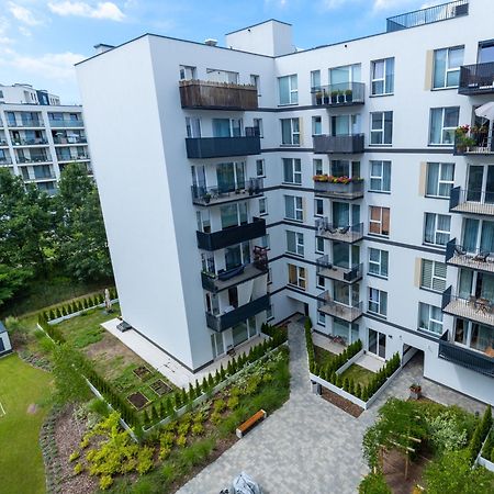 Vip Apart Bielany Przy Metrze Varsovia Exterior foto